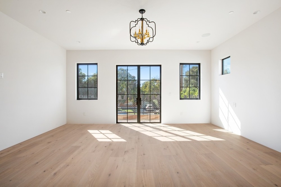 New Development Andreas Elsenhans Luxury Real Estate in Los Angeles